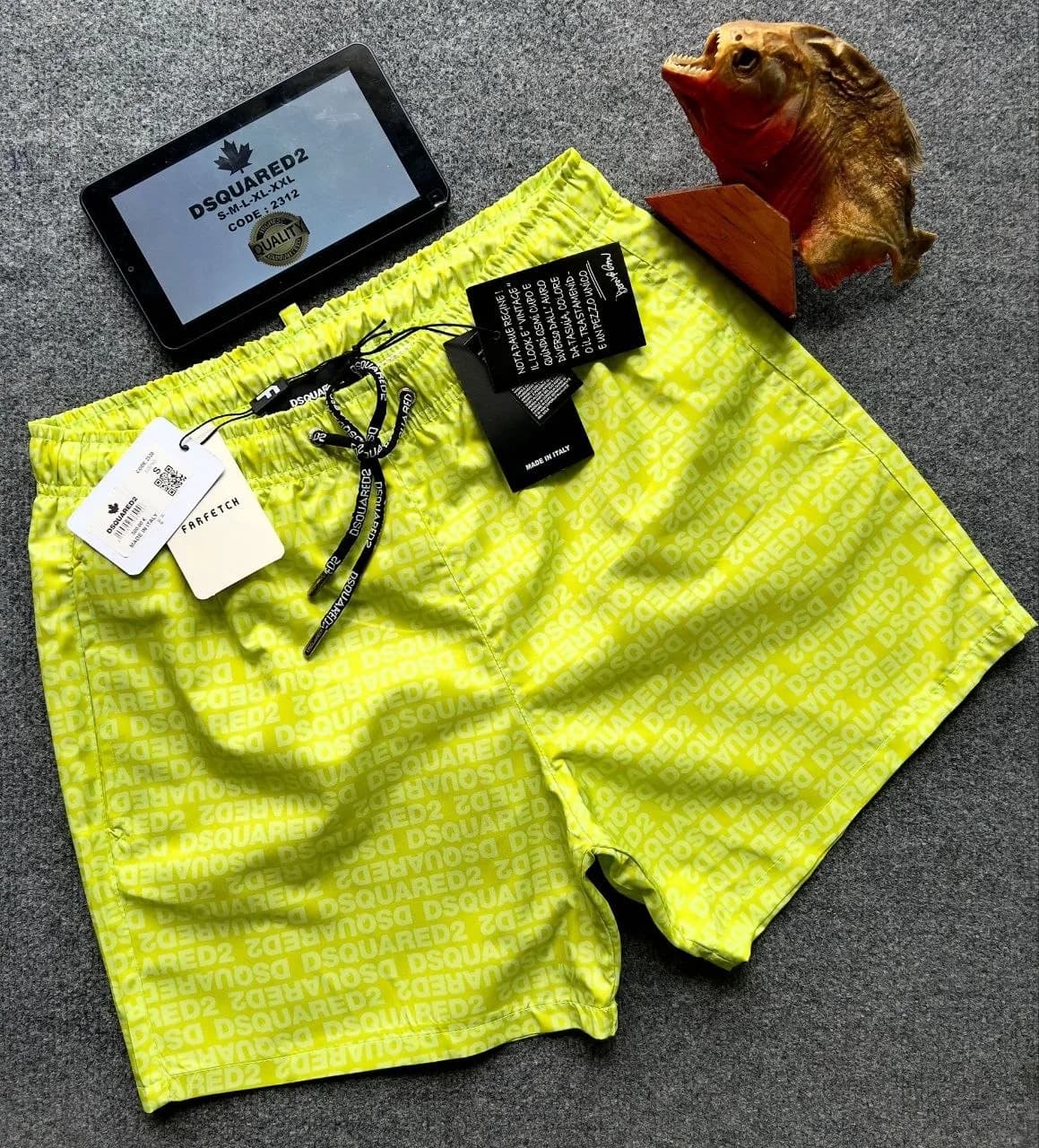 costume