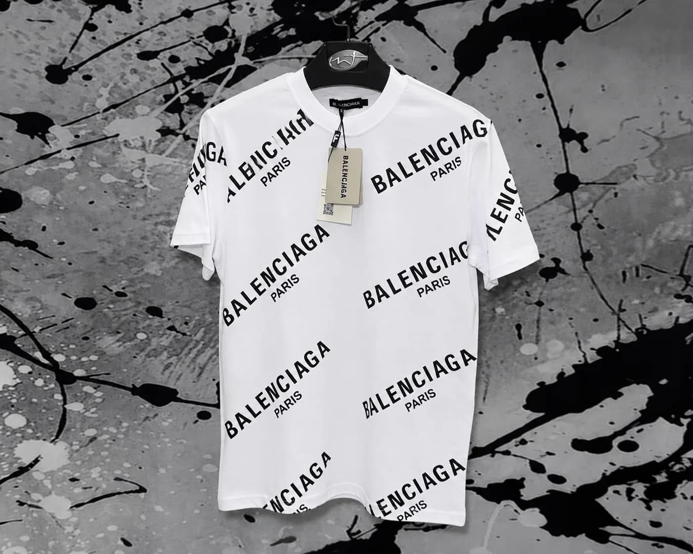 T-SHIRT BALENCIAGA
