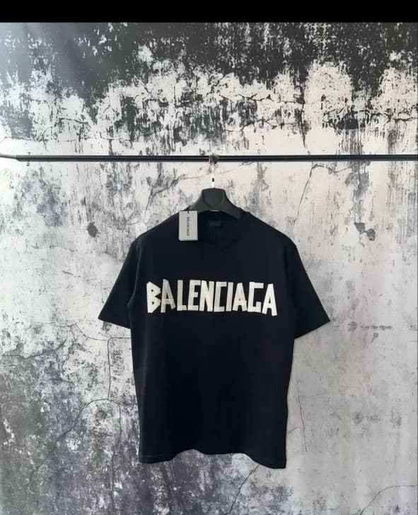 T-SHIRT BALENCIAGA TAPE TYPE dettaglio prodotto