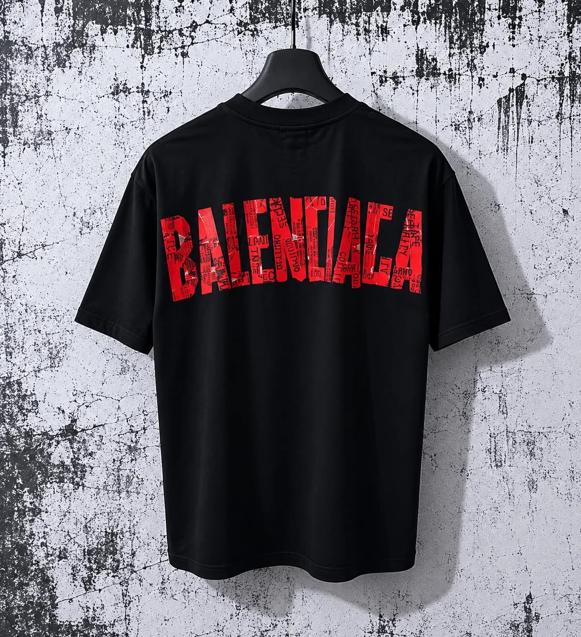 T-SHIRT BALENCIAGA CAUTION