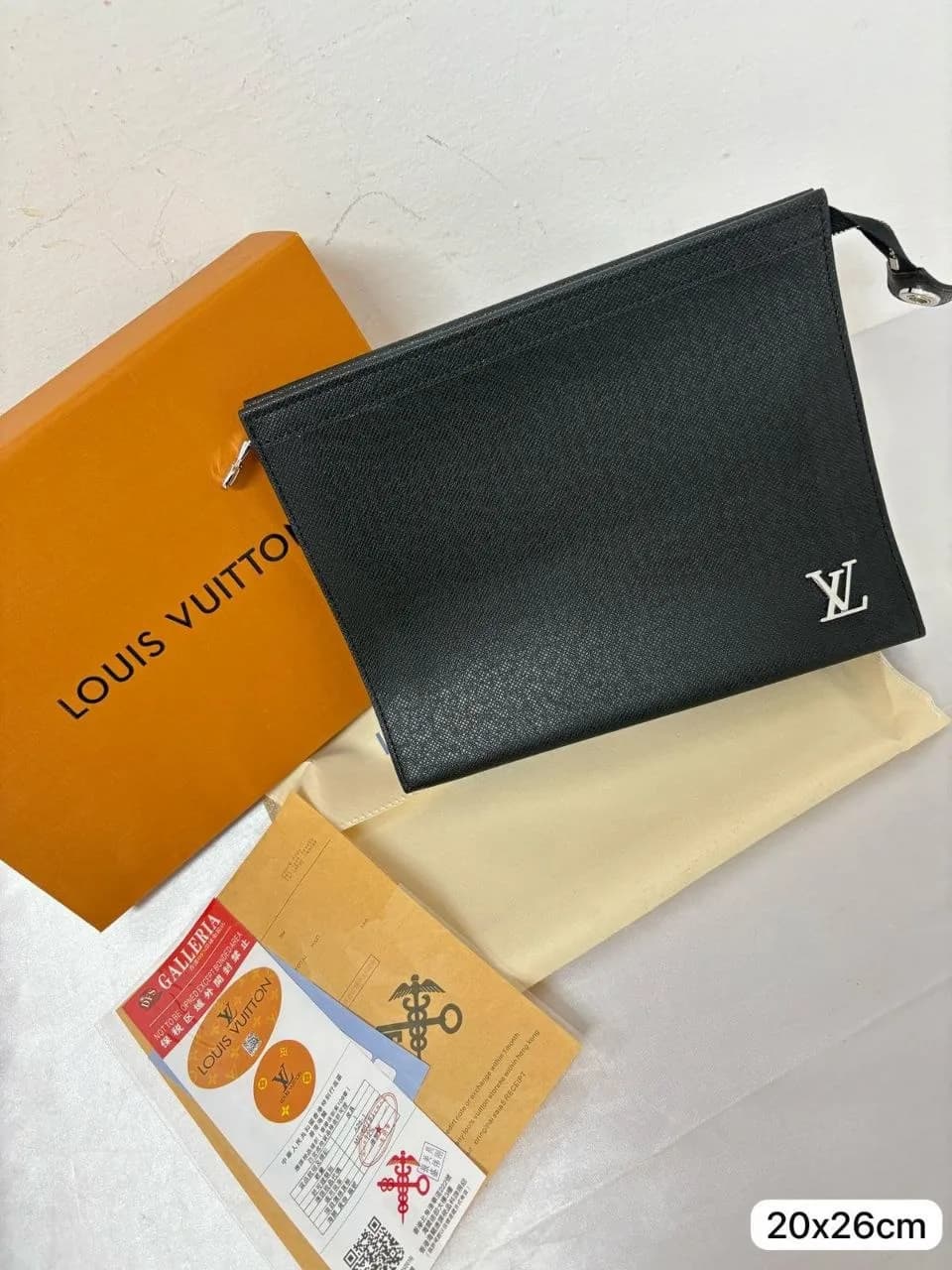 POCHETTE LV dettaglio prodotto